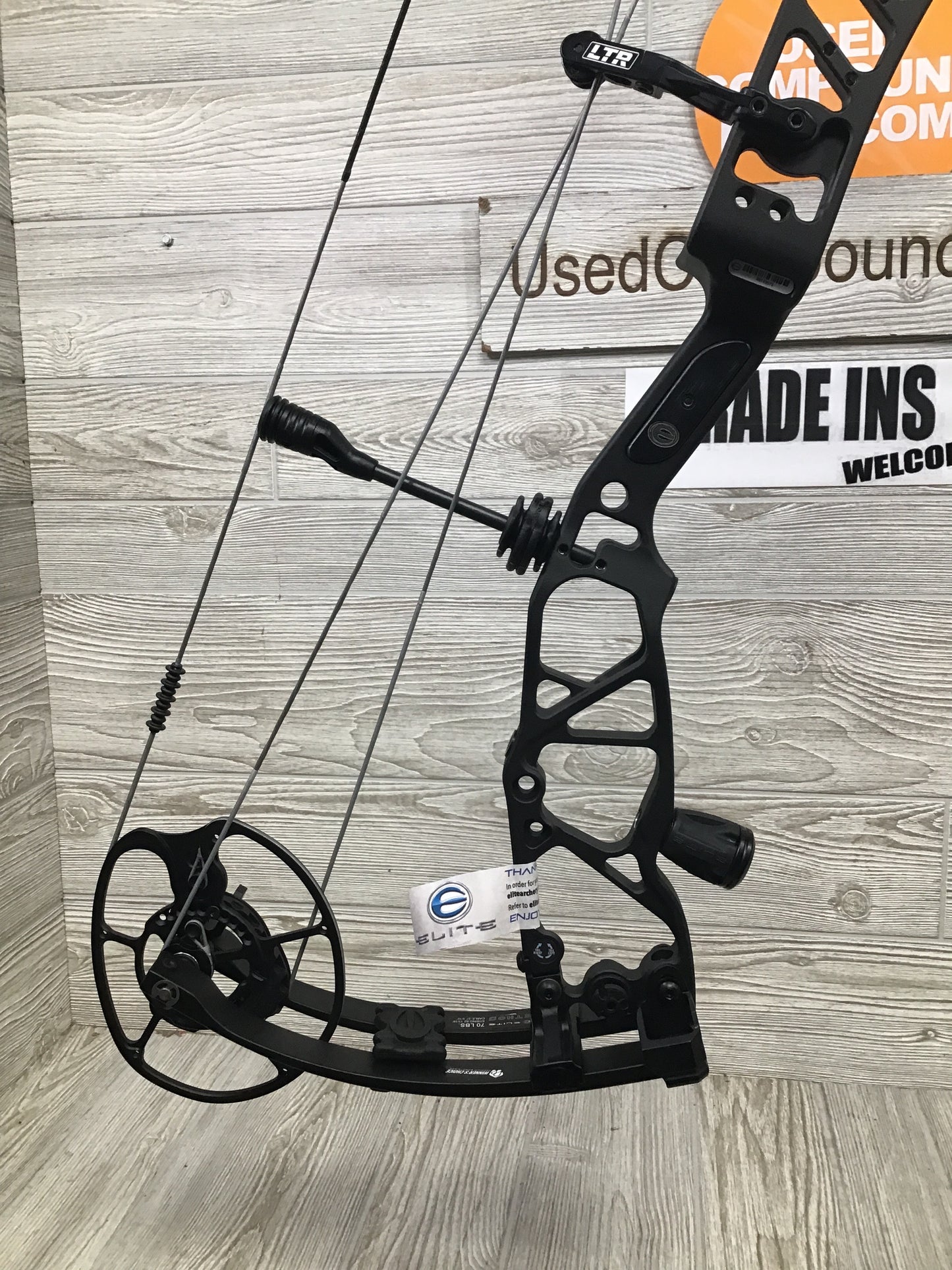 Elite Ethos Black Right Handed 60-70#