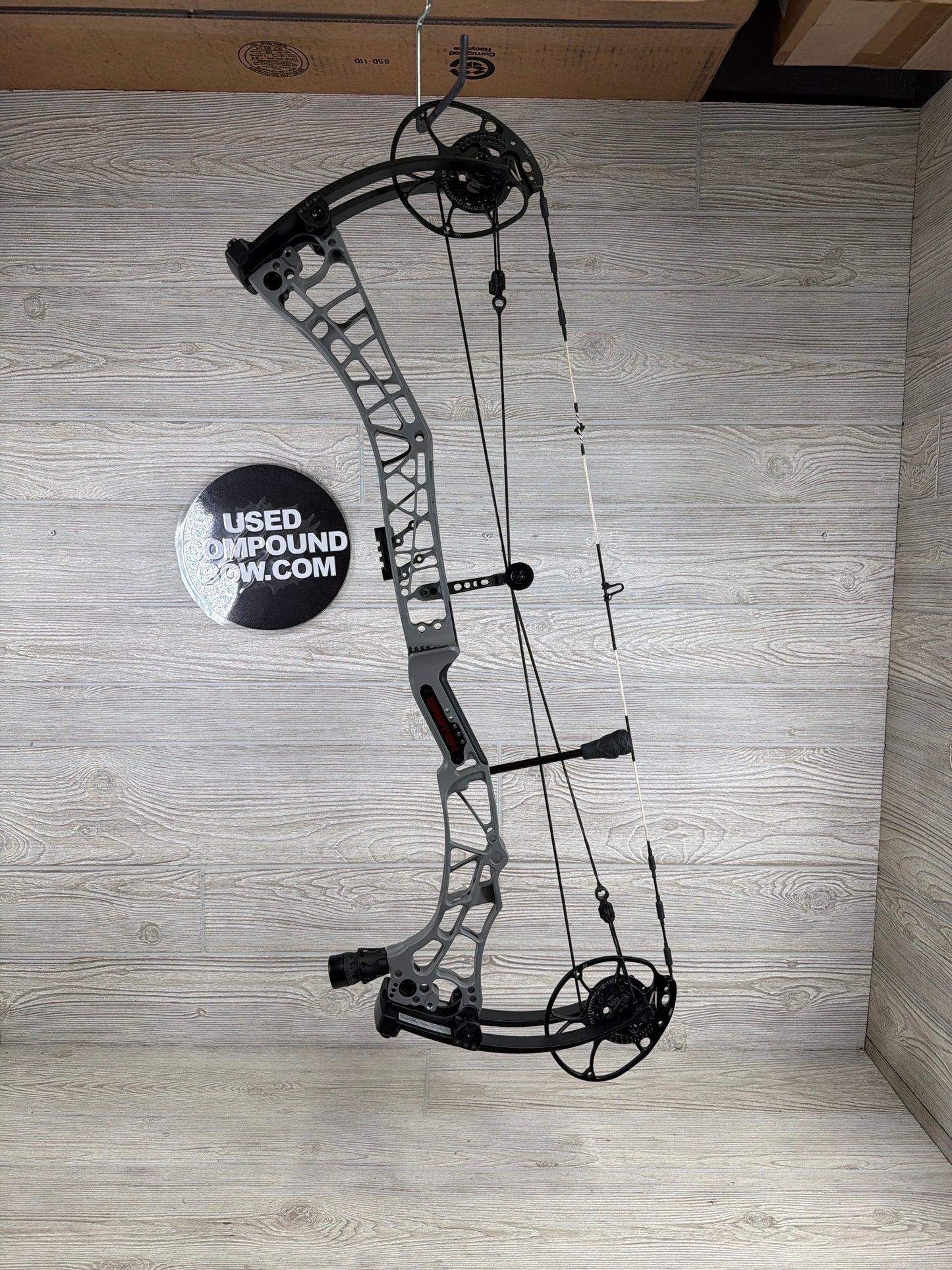 Used Darton Tritech 31 Right Handed Stone Grey RH Bow