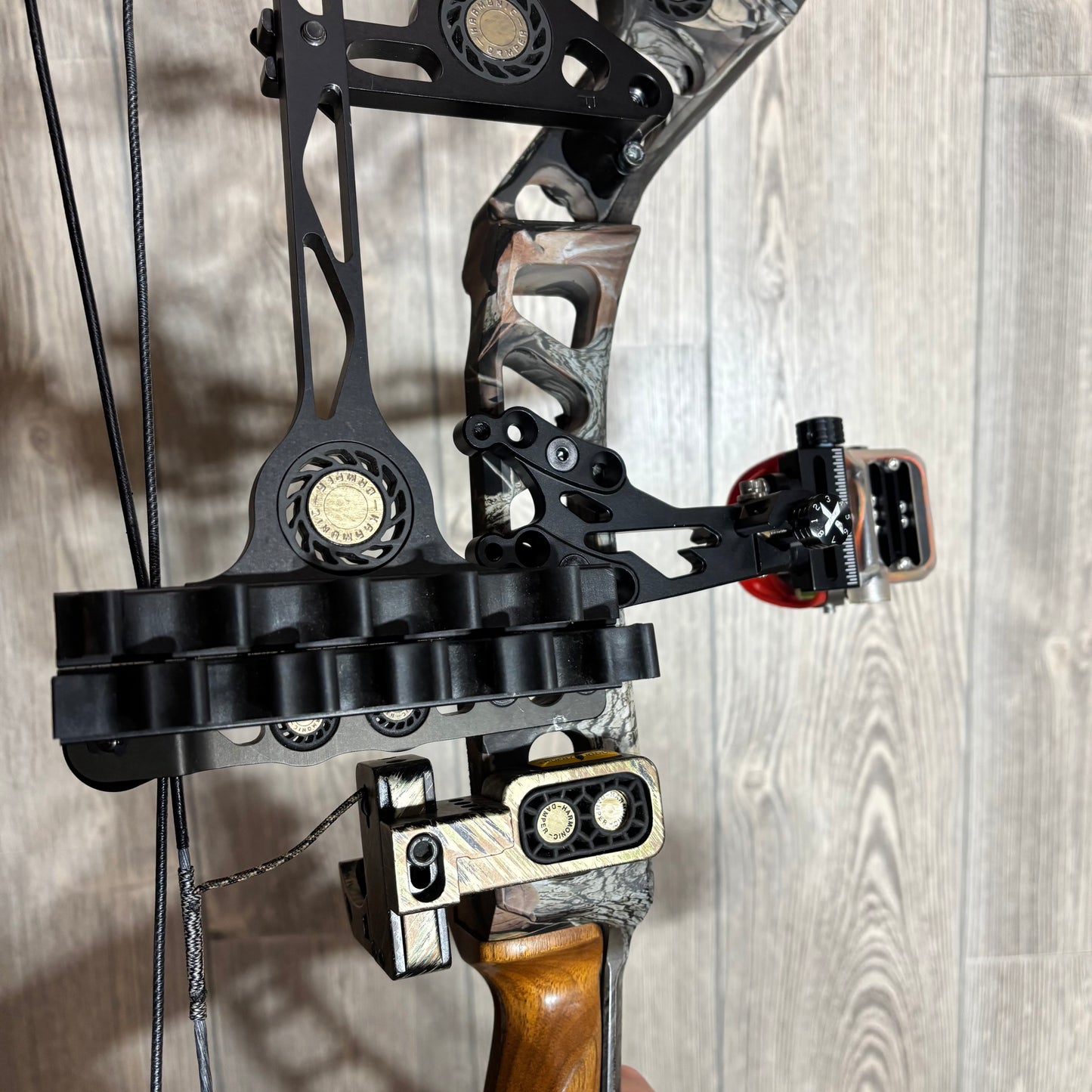 Used Mathews Switchback RH 26" 70lb Camo Package