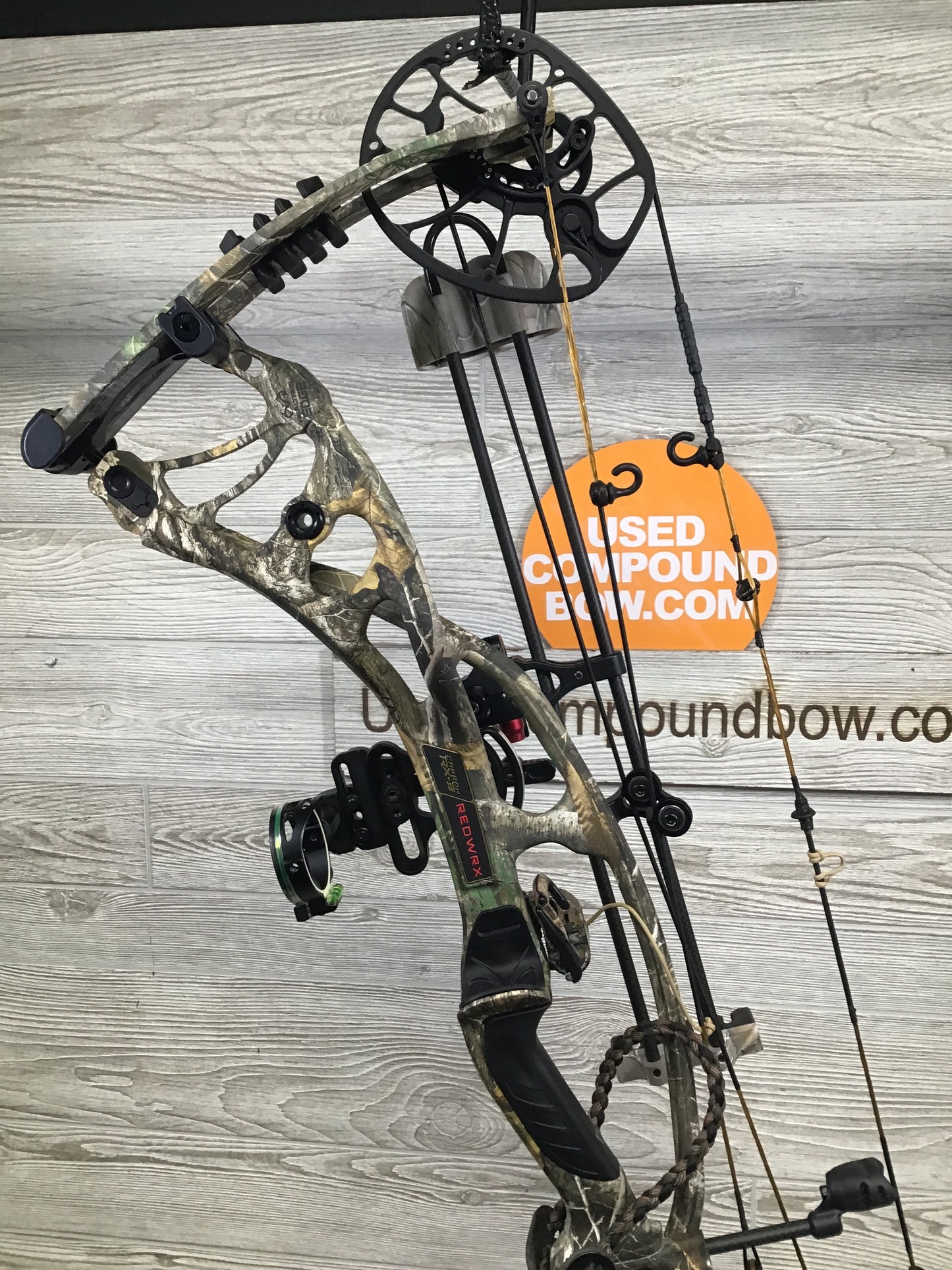 Used Hoyt Carbon RX-3 27-30 40-50# realtree Right handed package