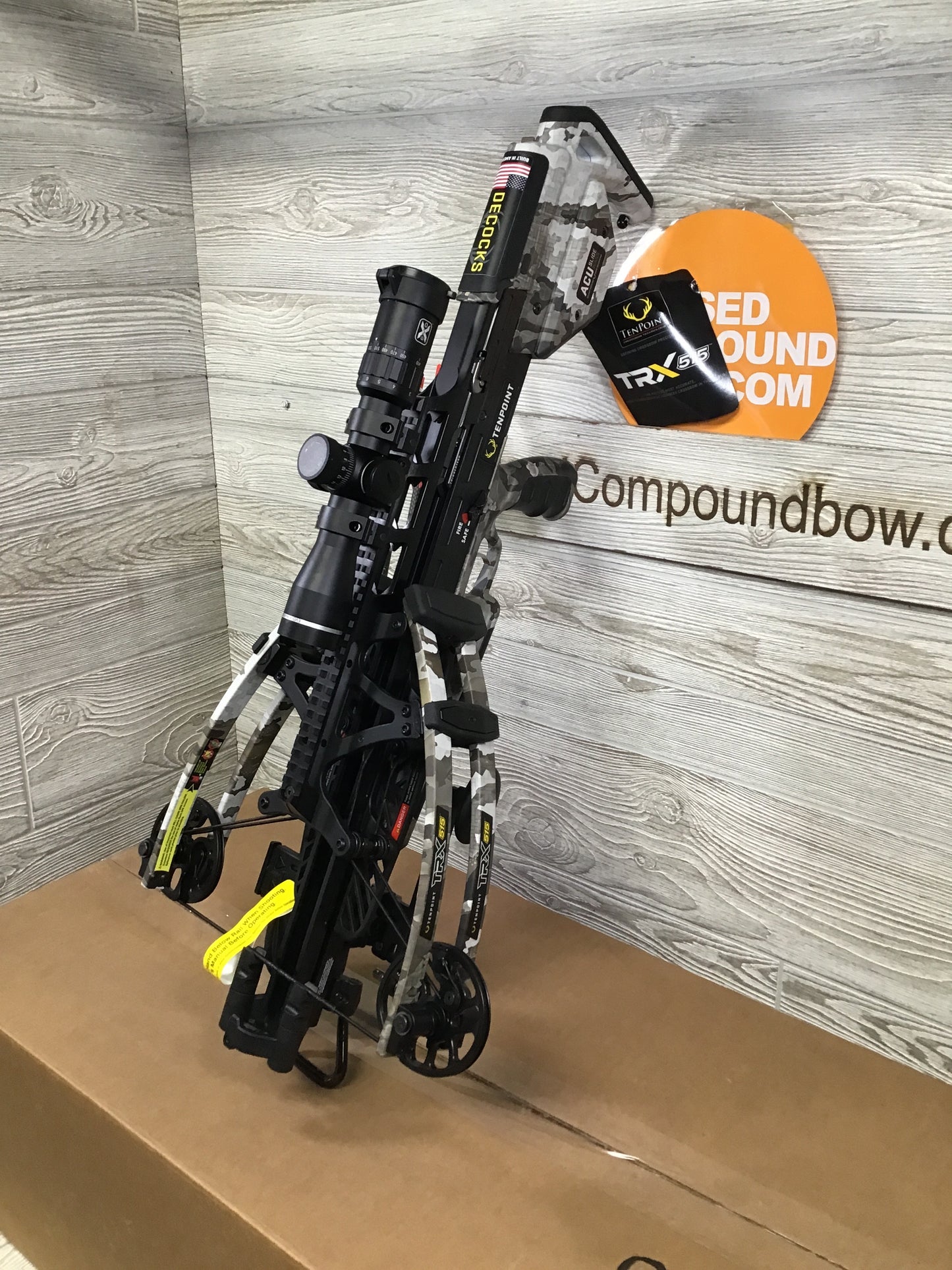 Brand New Tenpoint TRX 515 Package Vektra Camo