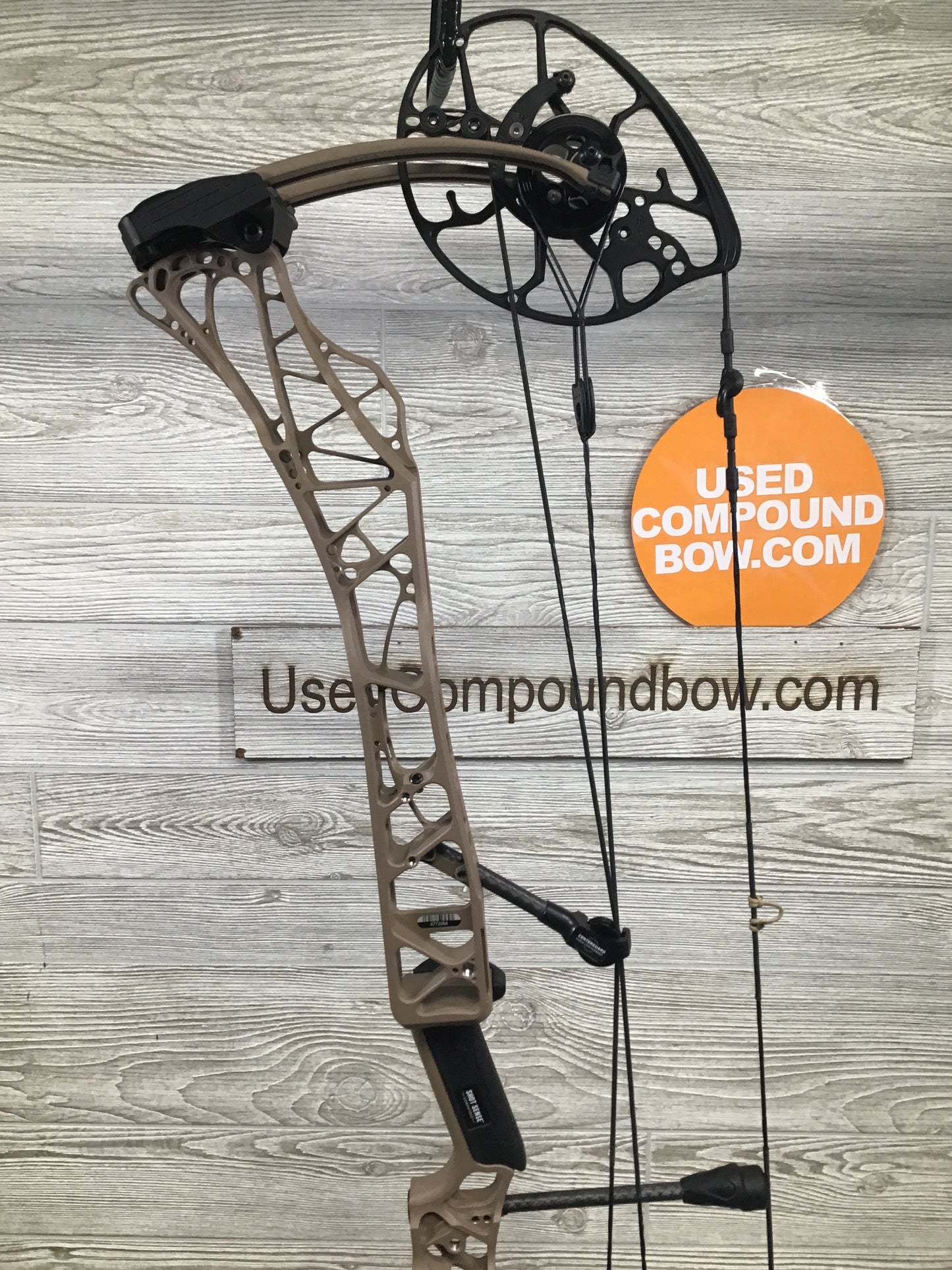 Used Mathews Lift 29.5 Left Hand Earth 28/70