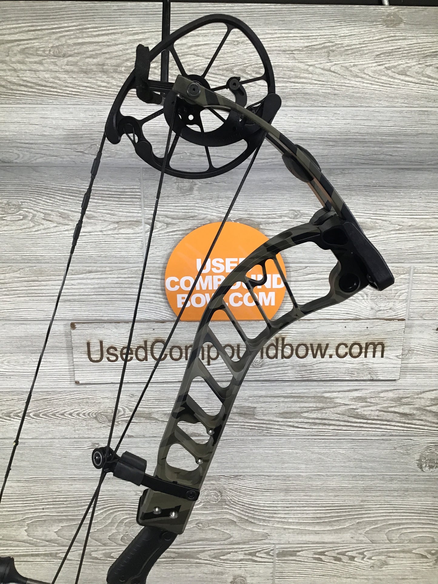 Brand New Prime Revex 4 Right handed 29/70# Morel Scar