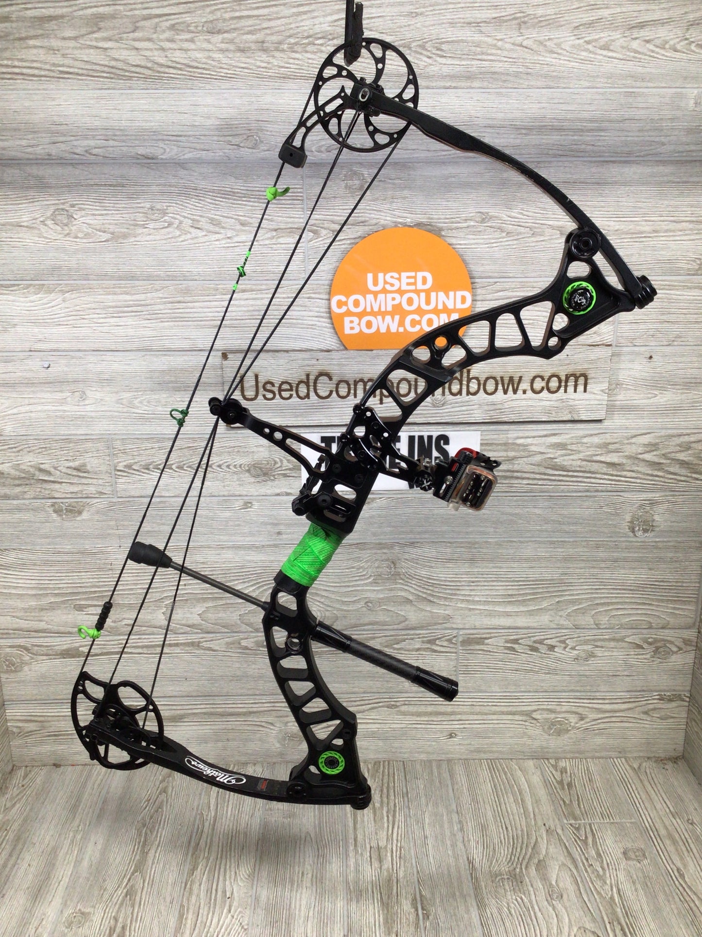 Mathews Z3 Right Handed Bow Package Black 27.5" 50-60lbs