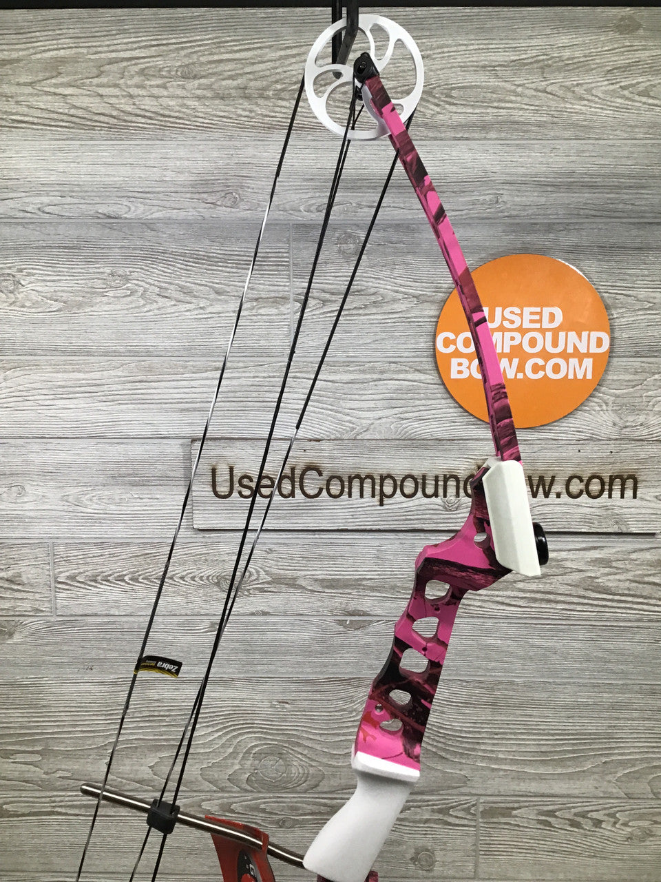NEW Genesis PRO left handed bow Pink camo