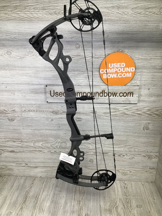 Bowtech Carbon One 60-70# Right Handed Smoke BRAND NEW W/WARRANTY