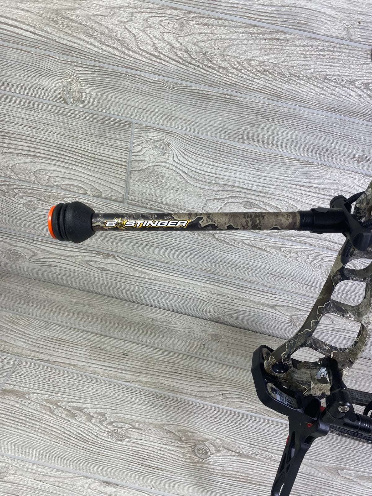 Prime Black 3 60-70# 25.5-31" Right Handed Realtree Escape Loaded