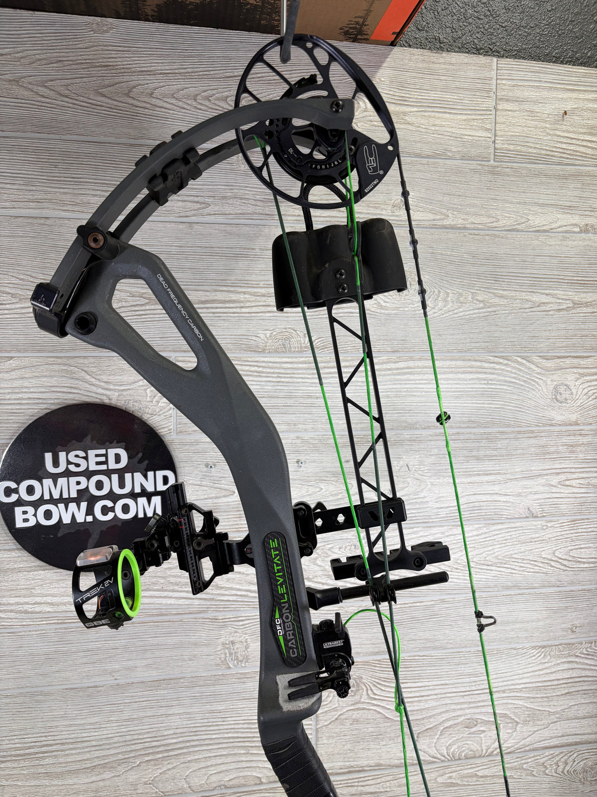 Used PSE Carbon Levitate Right Hand EC2 Cam Nock On Edition Charcoal