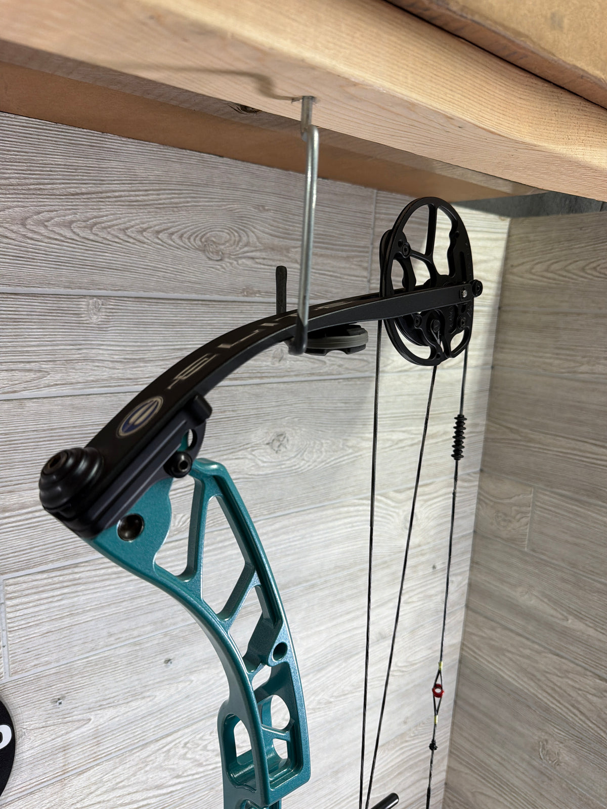 Used Elite Victory 37 Teal Bow 50-60# 28"