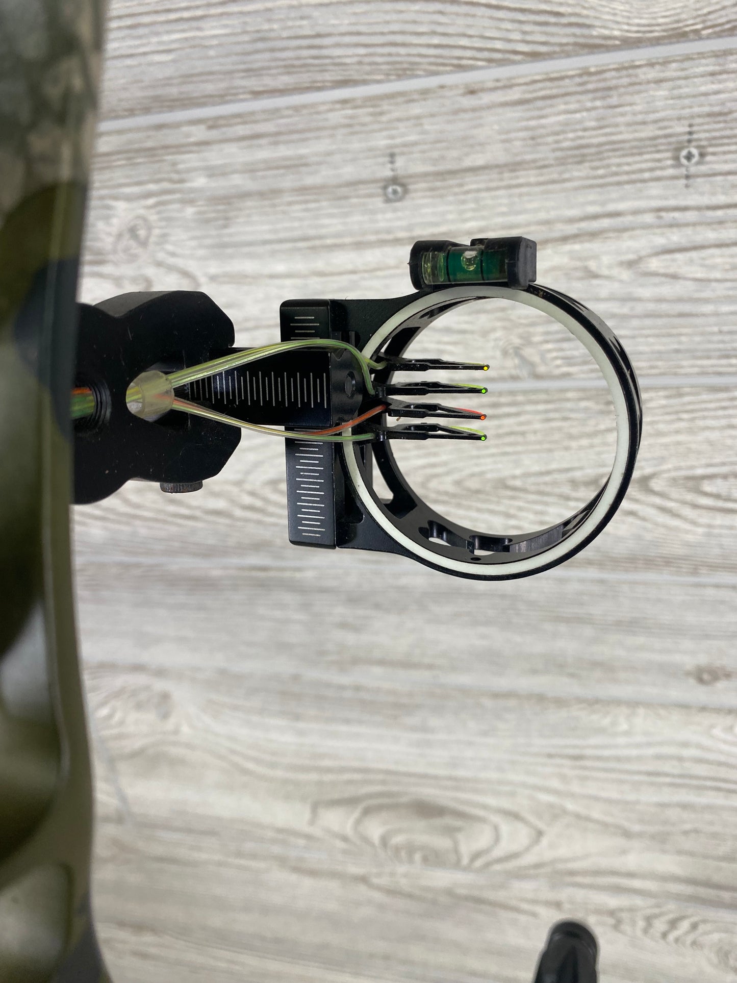 Used Hoyt Helix Left Hand 25-28" 55-65# Package