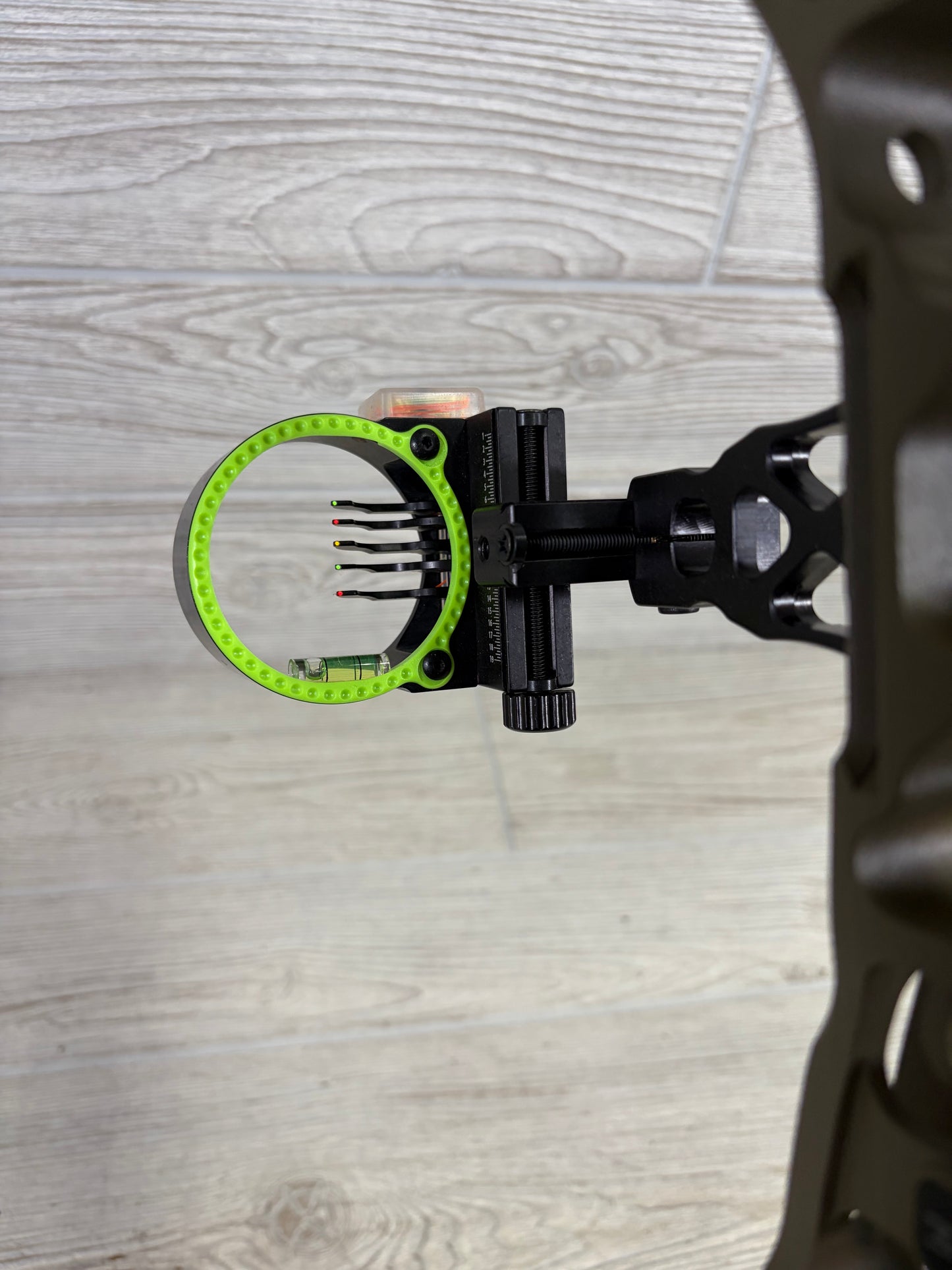 Hoyt VTM 34 Wilderness Right Hand 60-70lbs 26-29" Package