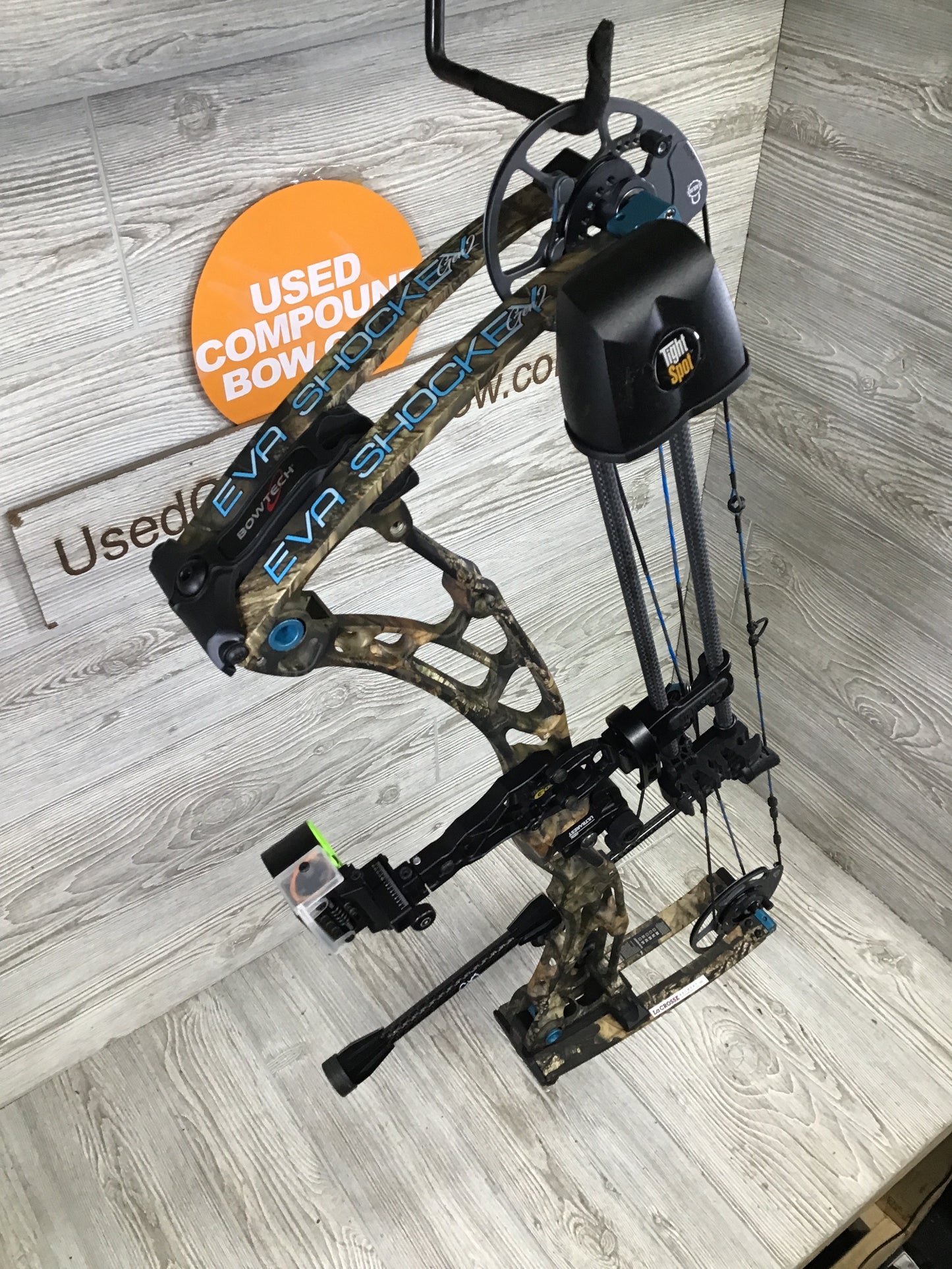 Bowtech EVA SHOCKEY GEN 2 50lb Left Handed Mossy Oak Package