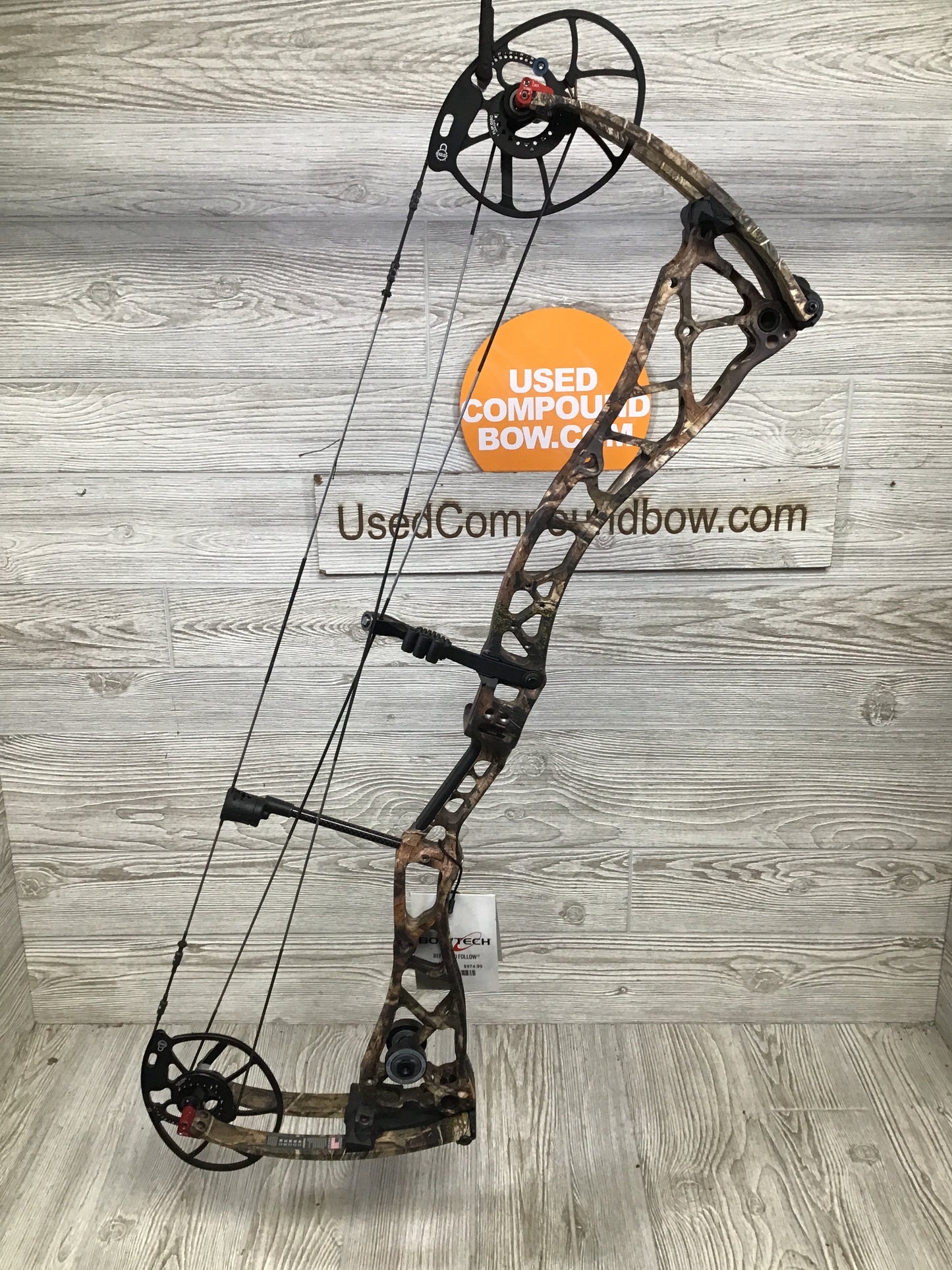 NEW Bowtech SS34 Mossy Oak Right Handed 70#