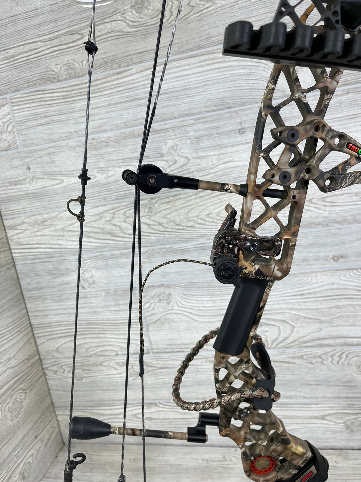 Used Mathews Chill R Lost Camo RH Package