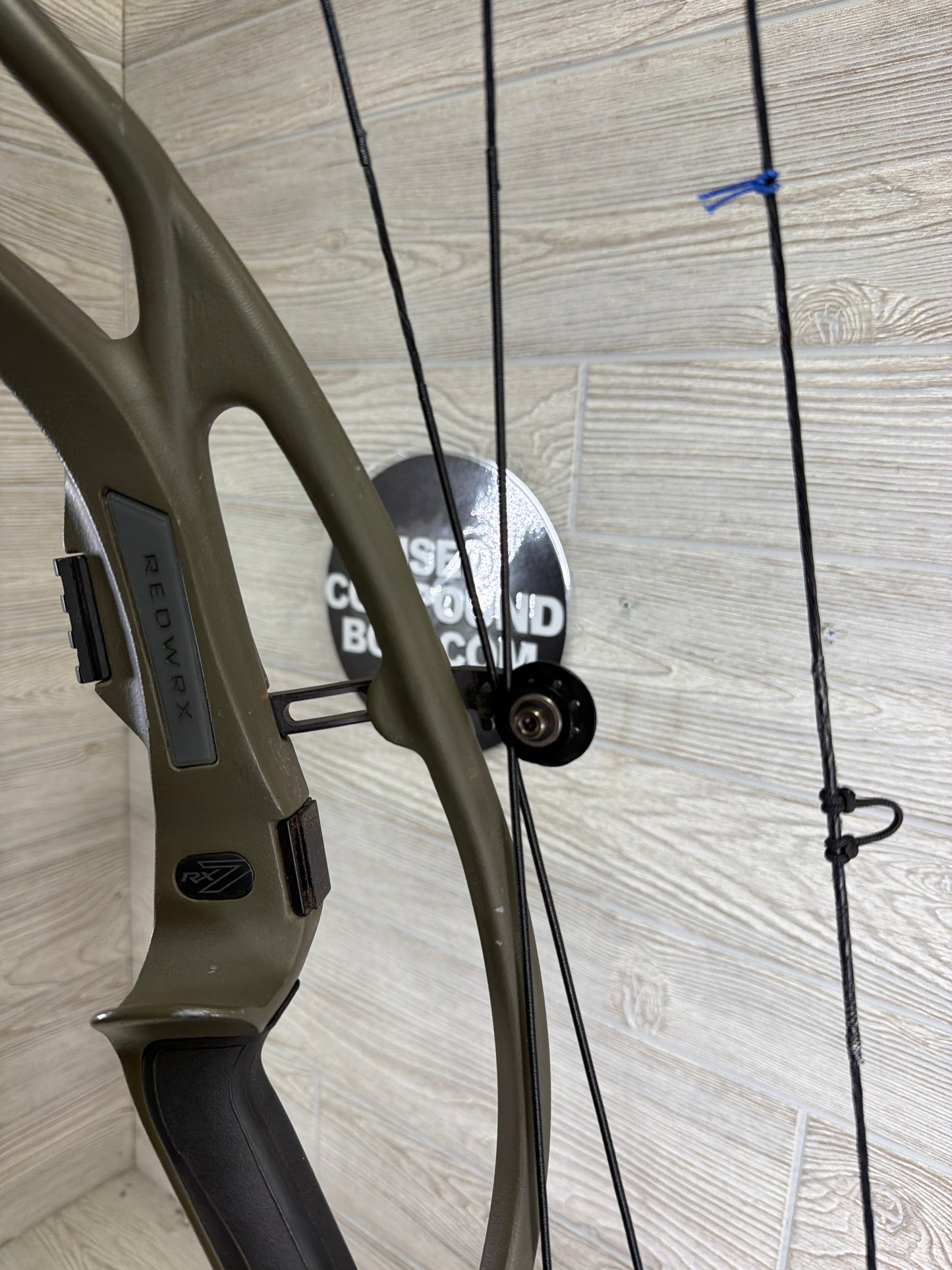 Used Hoyt RX-7 Right Hand 60-70# Wilderness 29"