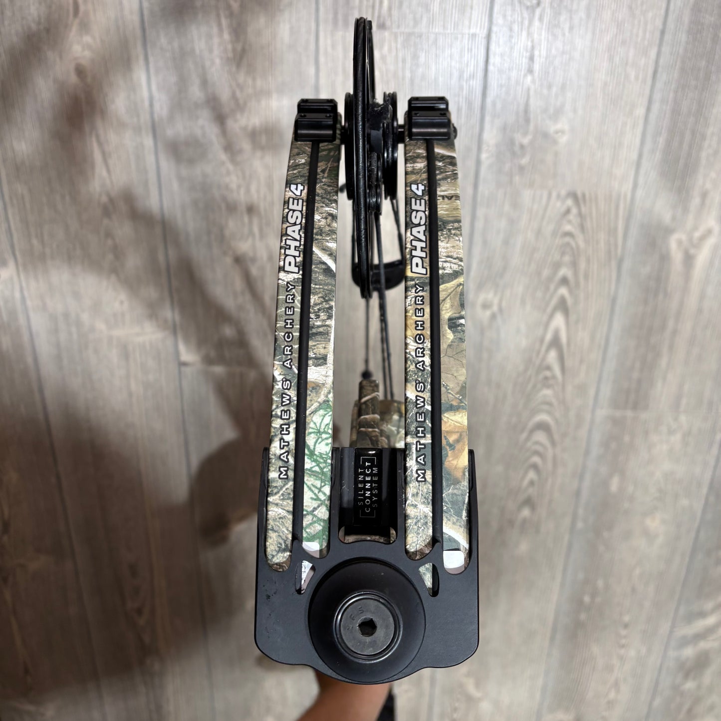 Used Mathews Phase4 29 LH Realtree