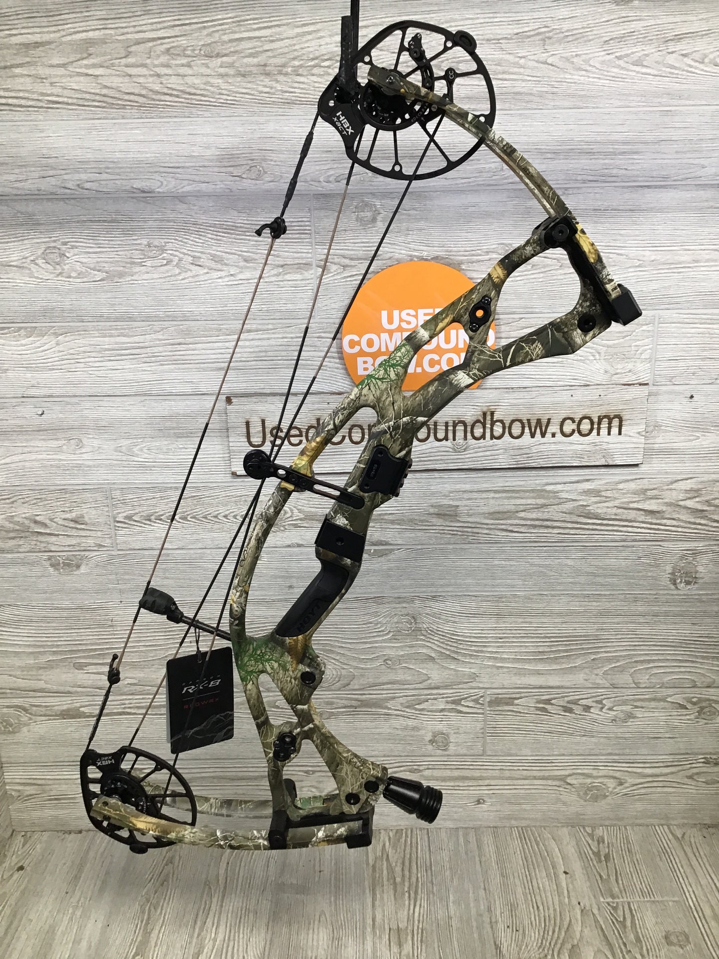 New Hoyt RX-8 Right Handed Realtree Edge 50-60lbs 28.5-30"