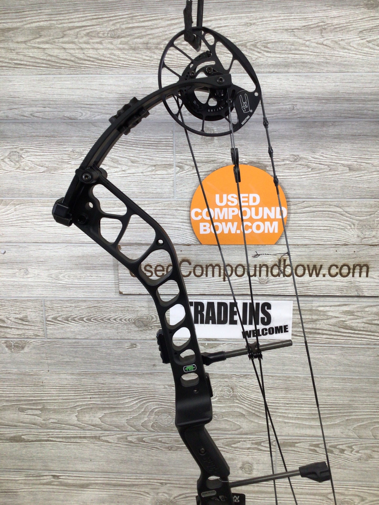 PSE Unite EC2 Right Handed 60-70# Black 25.5-31"