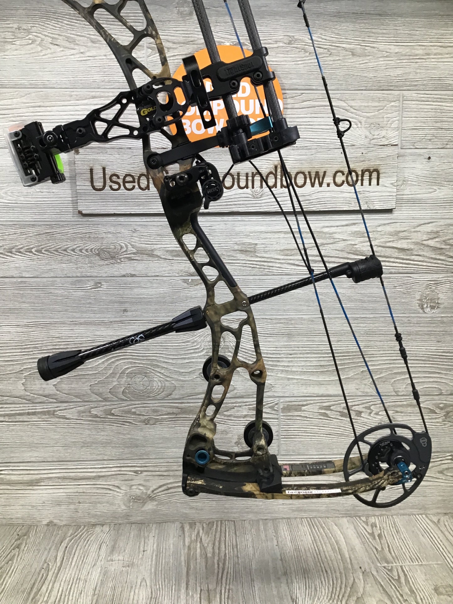 Bowtech EVA SHOCKEY GEN 2 50lb Left Handed Mossy Oak Package