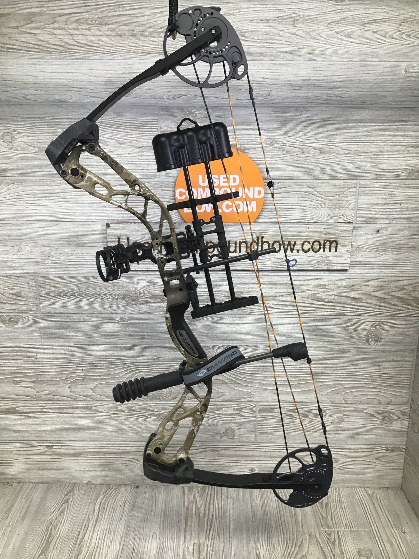 Used Diamond Edge SB-1 Kryptek Highlander Camo Right Handed Bow