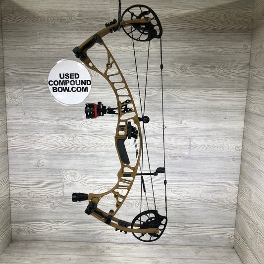 Used Hoyt Ventum 31 Right Handed Bourbon Package