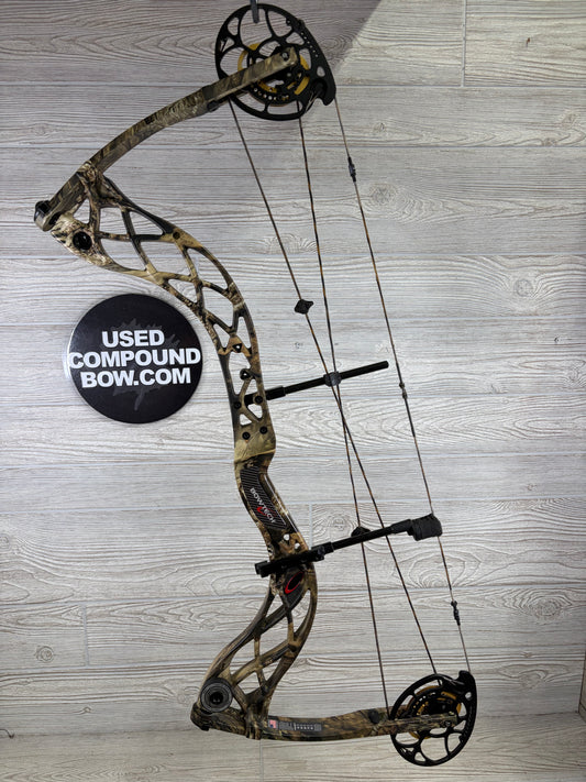 Bowtech Carbon Icon Right Handed 60-70# Camo