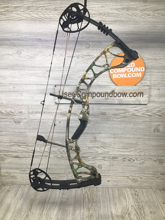 Used Hoyt Torrex Left Handed Realtree 60-70# 26-30"