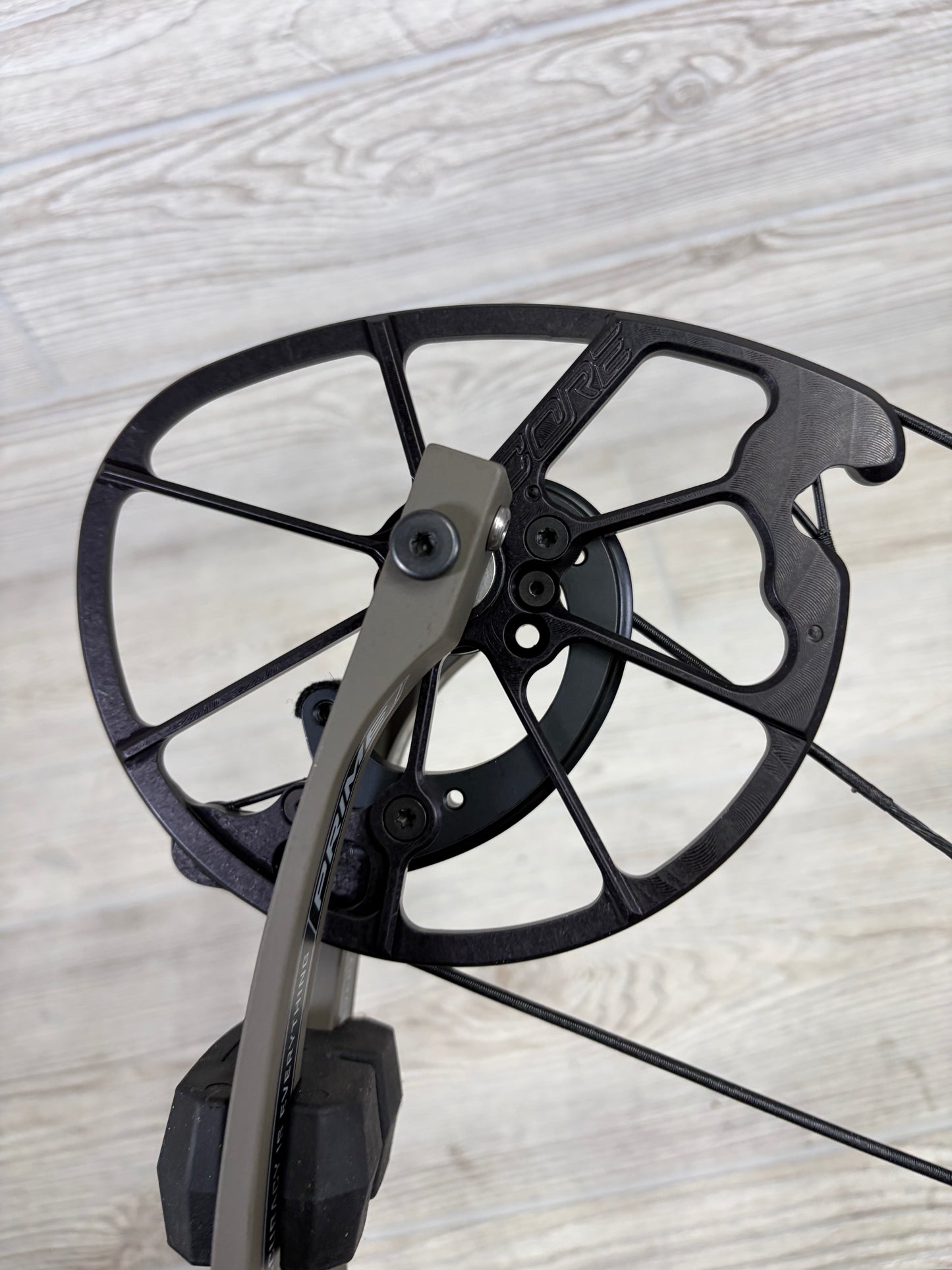 Prime Form 30 60-70# Right Hand Morel 29"