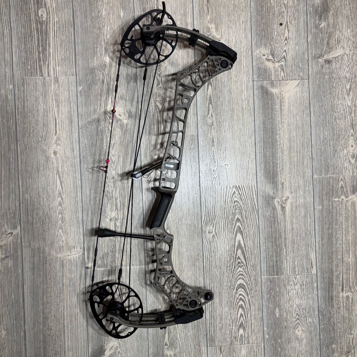 Used Mathews V3X 29 Granite RH