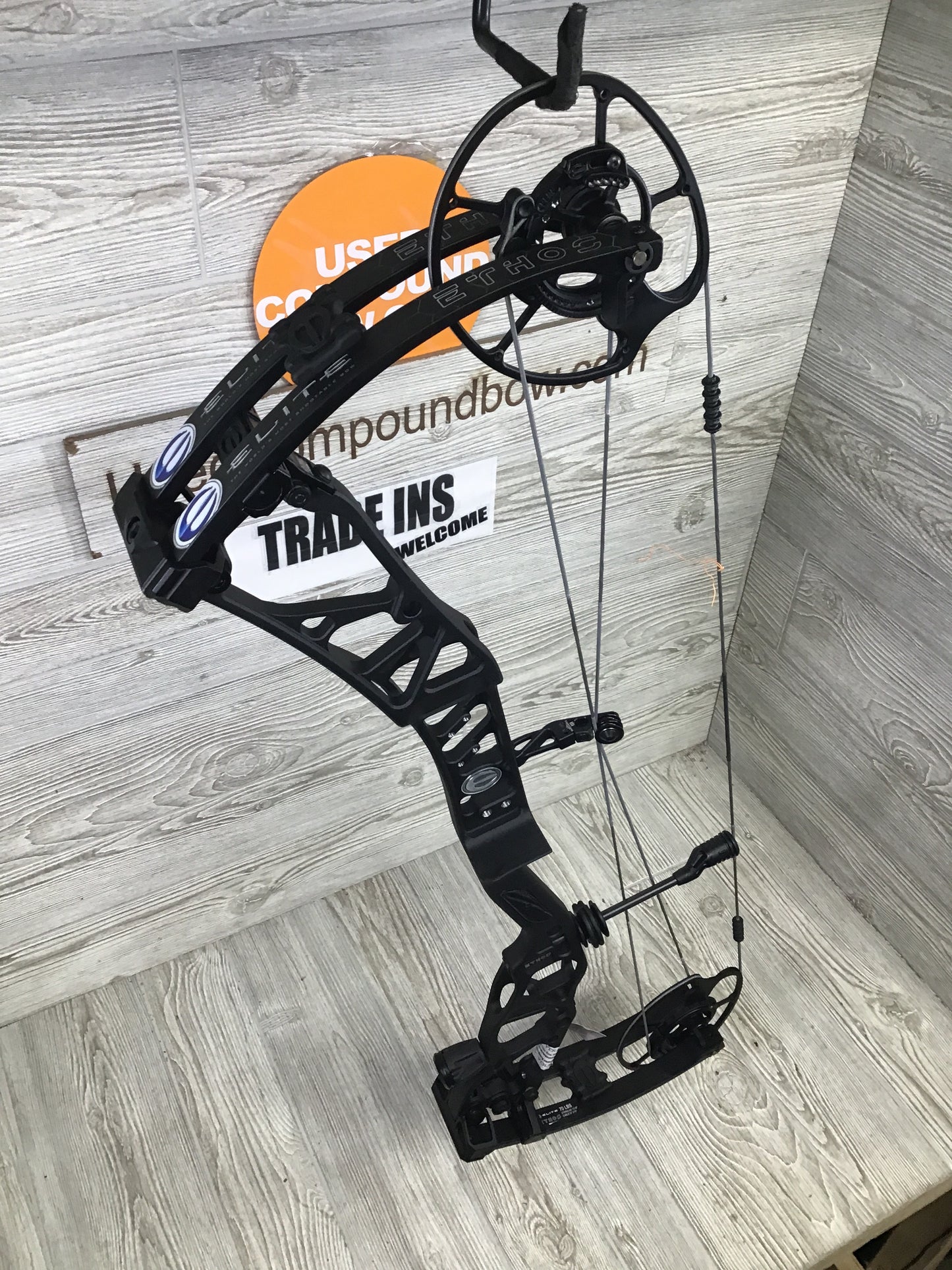 Elite Ethos Black Right Handed 60-70#