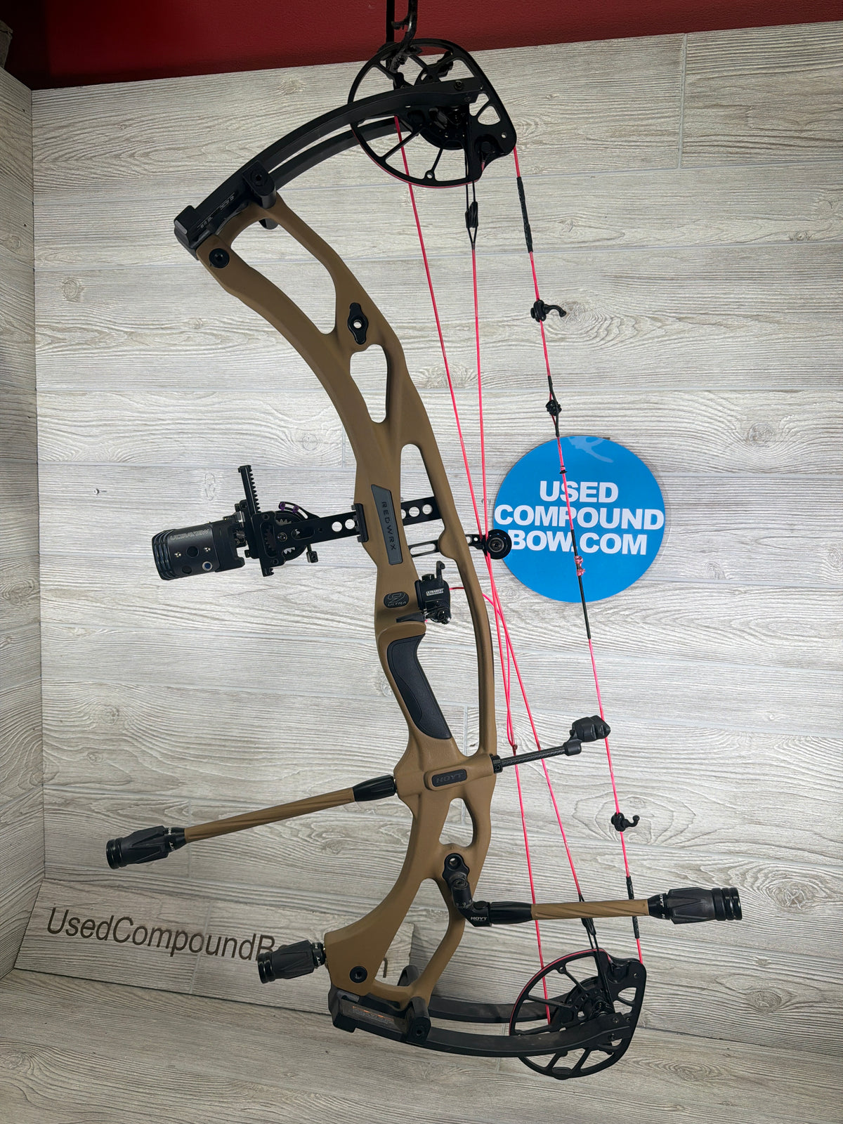 Used RX-9 Ultra 29" 70lb LOADED Bow Pkg