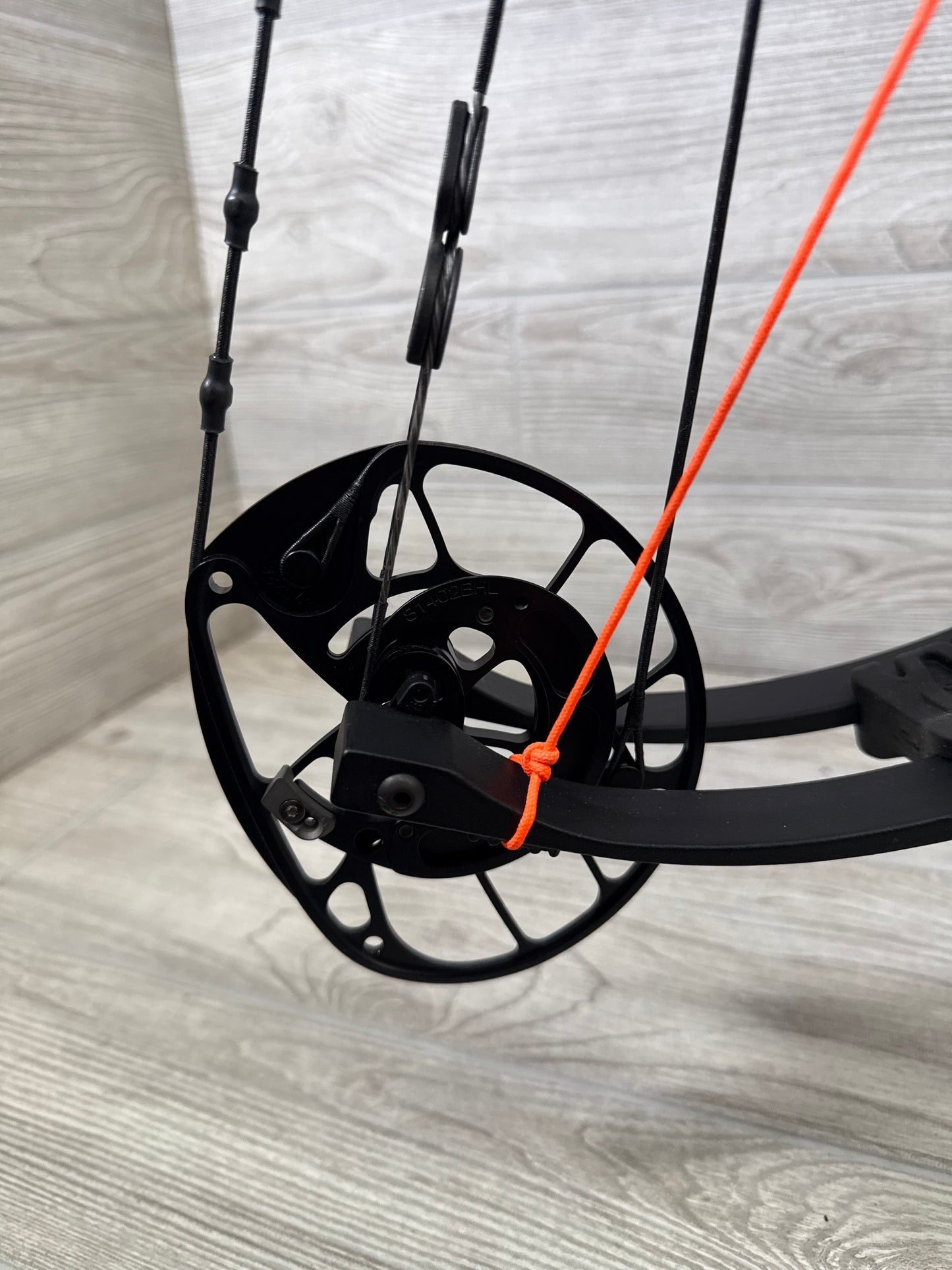 PSE Mach 35 right hand Black out ec2 package