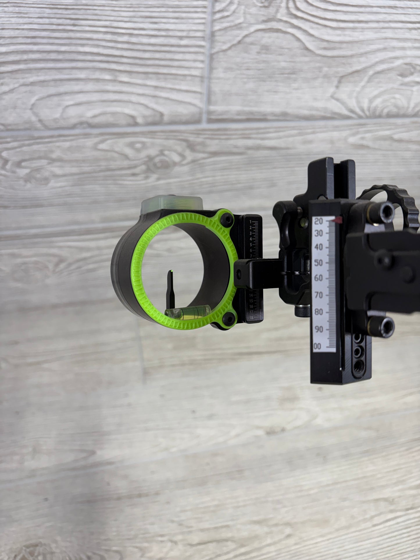 Used Mathews Lift 29.5 RH Realtree Edge Bow Package