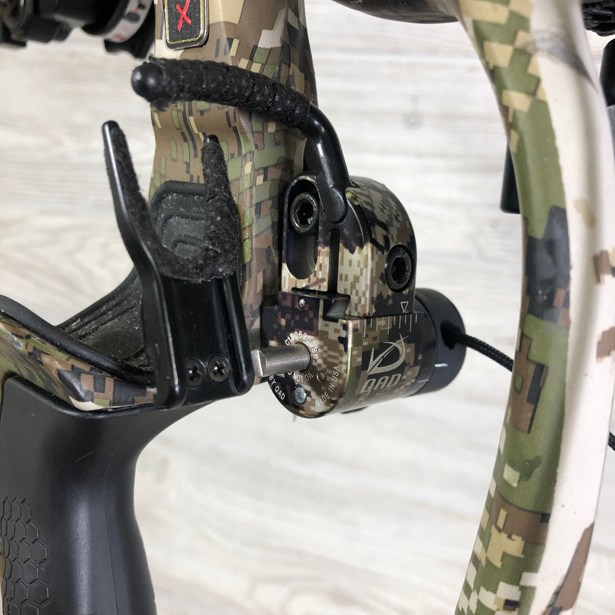 Hoyt Carbon RX-1  60-70# 29-31" draw Subalpine package