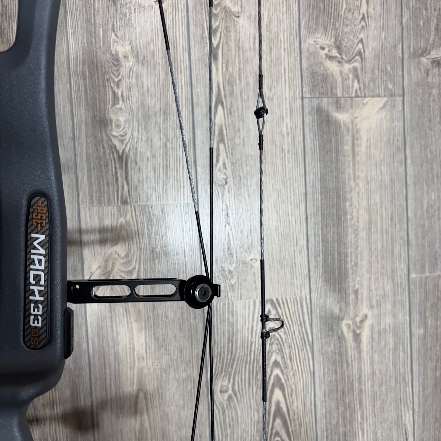 Used PSE Mach 33  DS FDS 80lb RH Charcoal