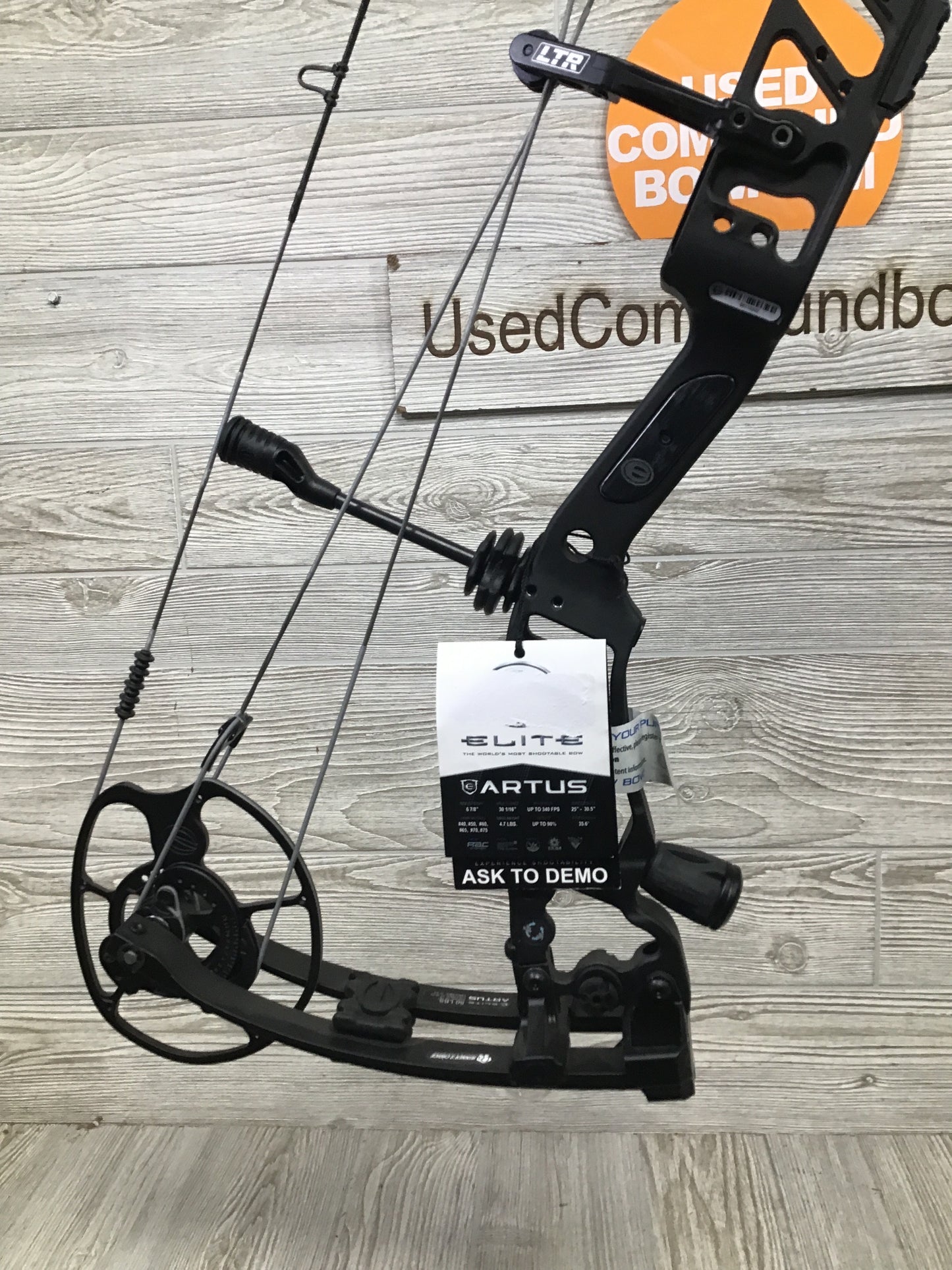 Elite Artus Right Hand Black 50-60# Bow