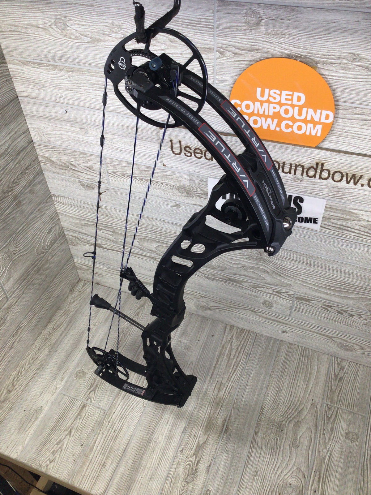 Used Bowtech Virtue Right Hand Black 60-70lb Bow