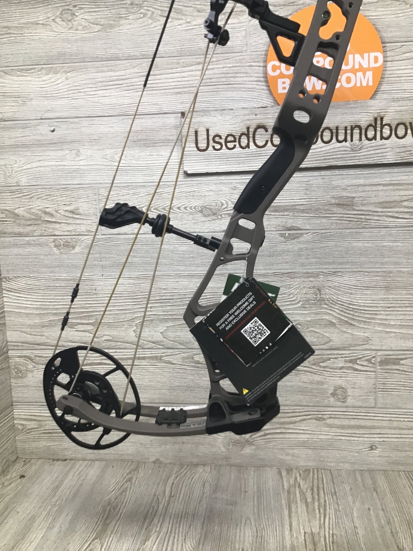 New Bear Execute 32 RH 70lb Stone