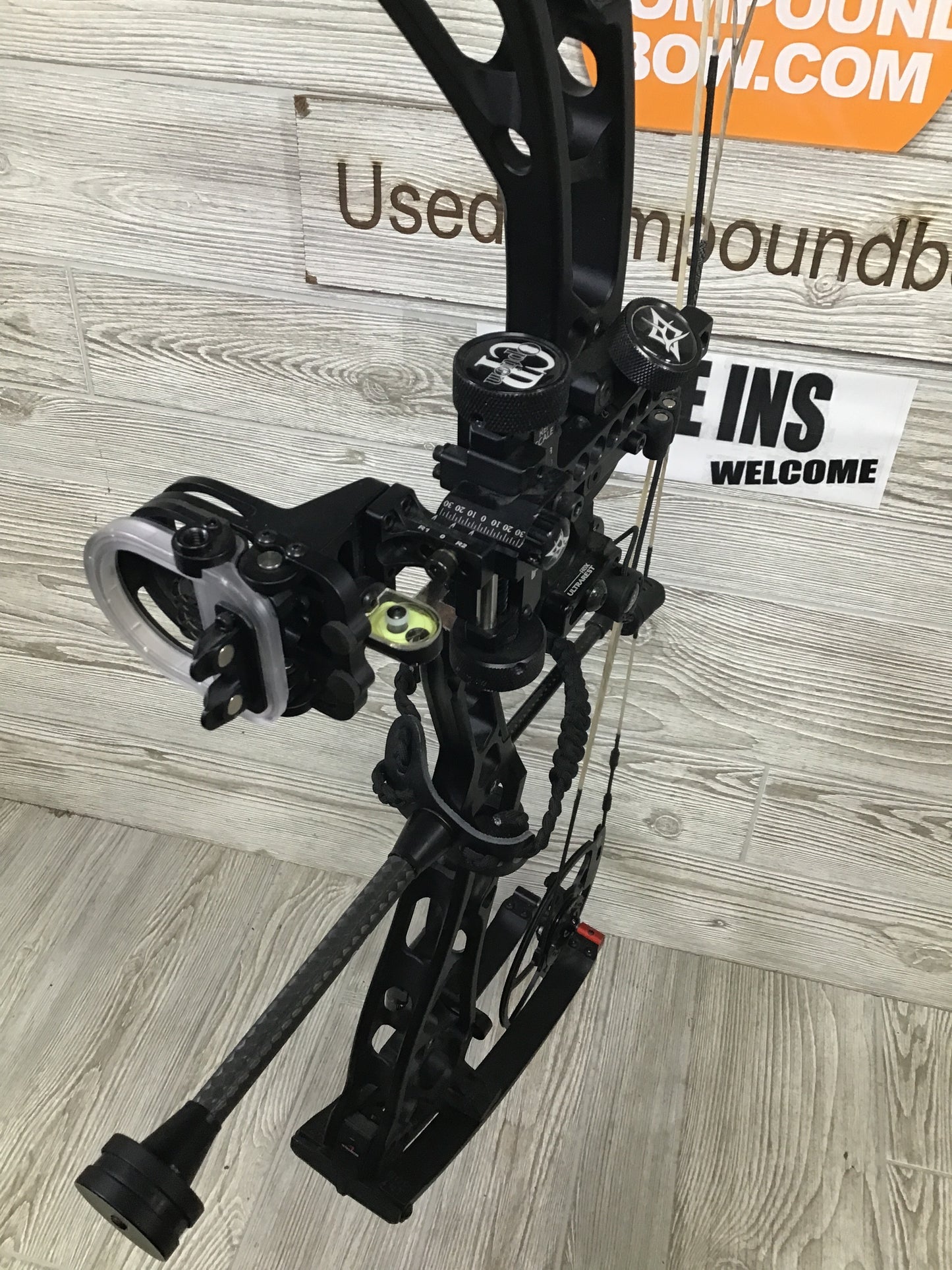 Used Bowtech SS34 Black LH Package 26-31.5 60-70#