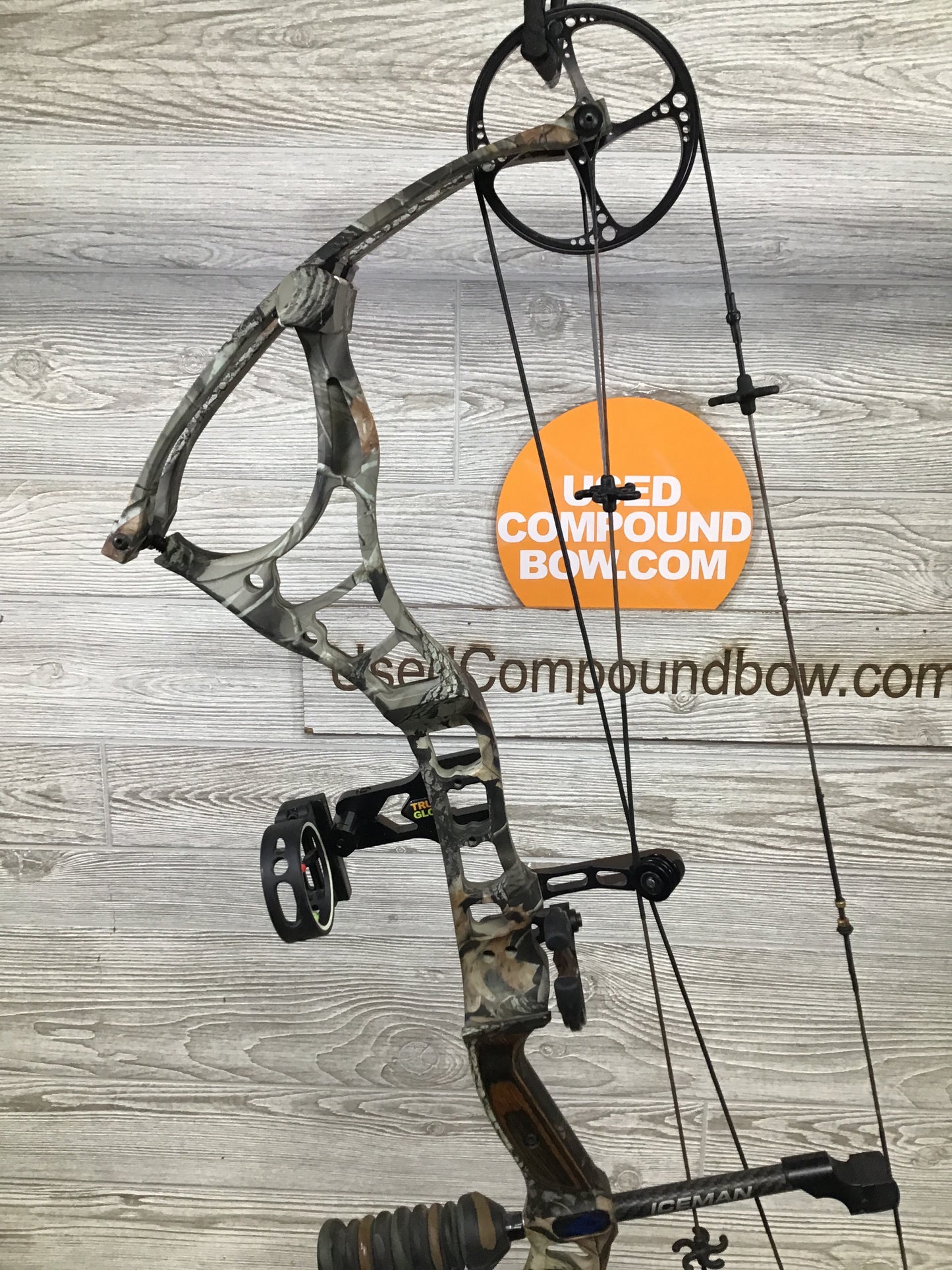 Diamond Iceman Right Handed package 60-70# Camo