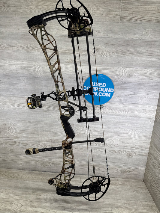 Mathews Lift 33 Subalpine with black limbs package