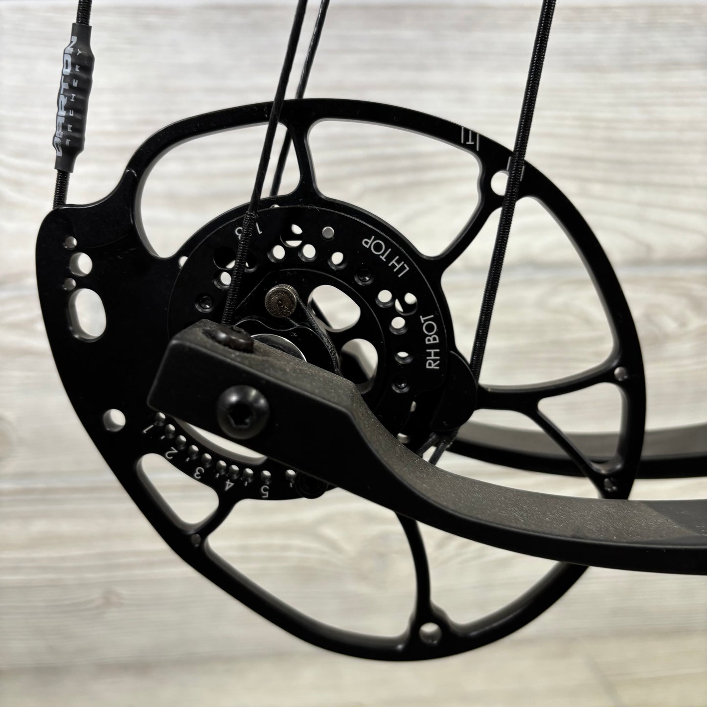 Darton Sequel 31 ST2 70lb RH Green