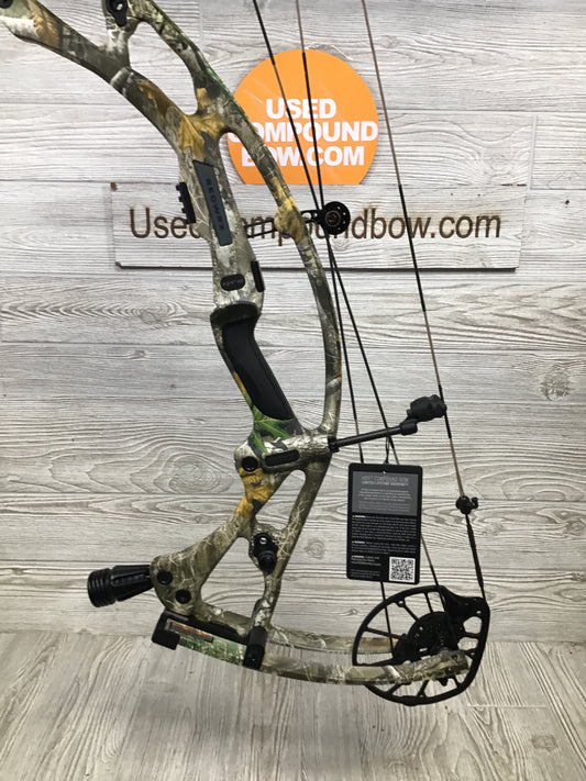 New Hoyt RX-8 Right Handed Realtree Edge 50-60lbs 28.5-30"