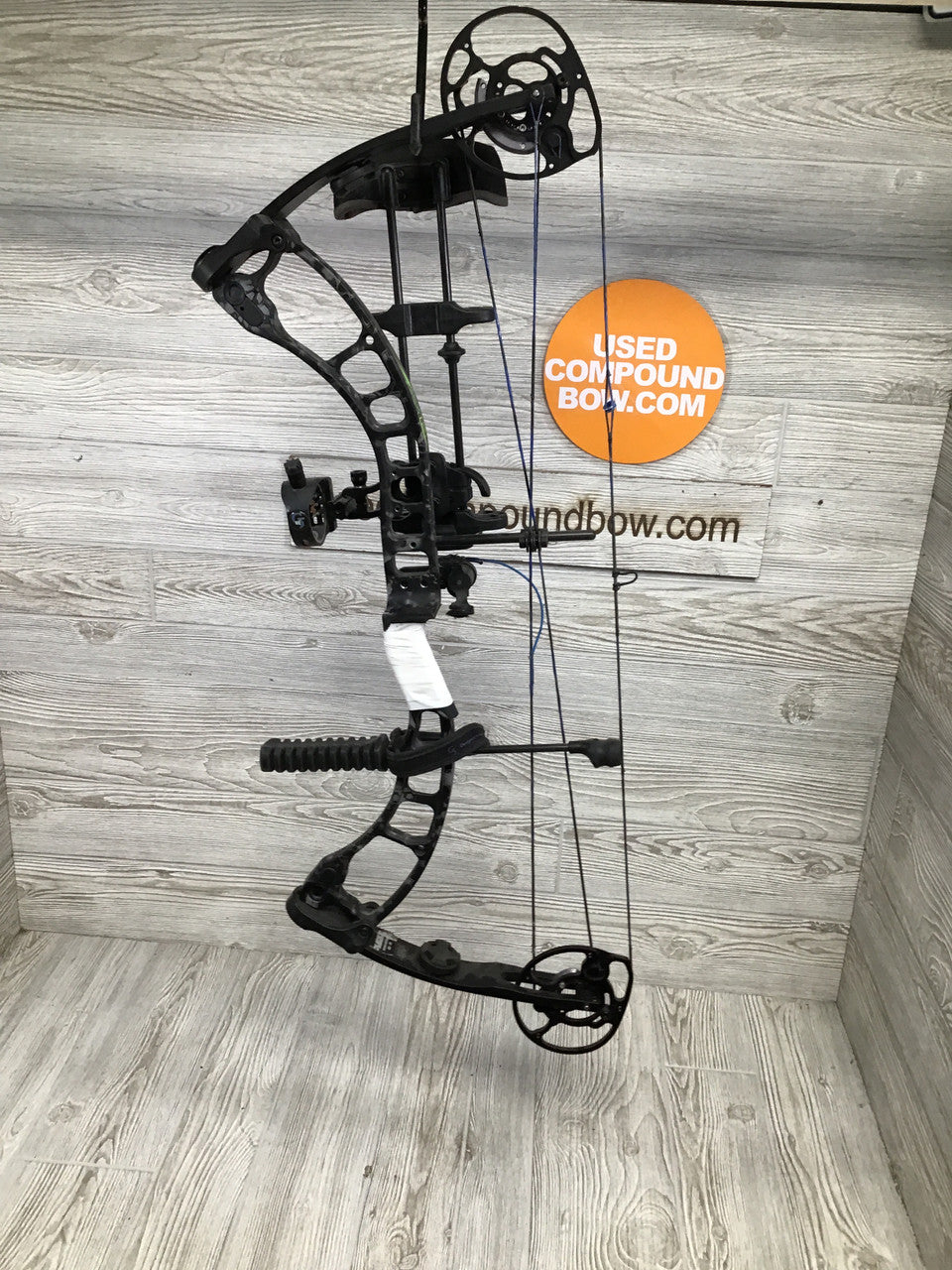 Quest AMP RH 40-70lbs 26.5-31 Package