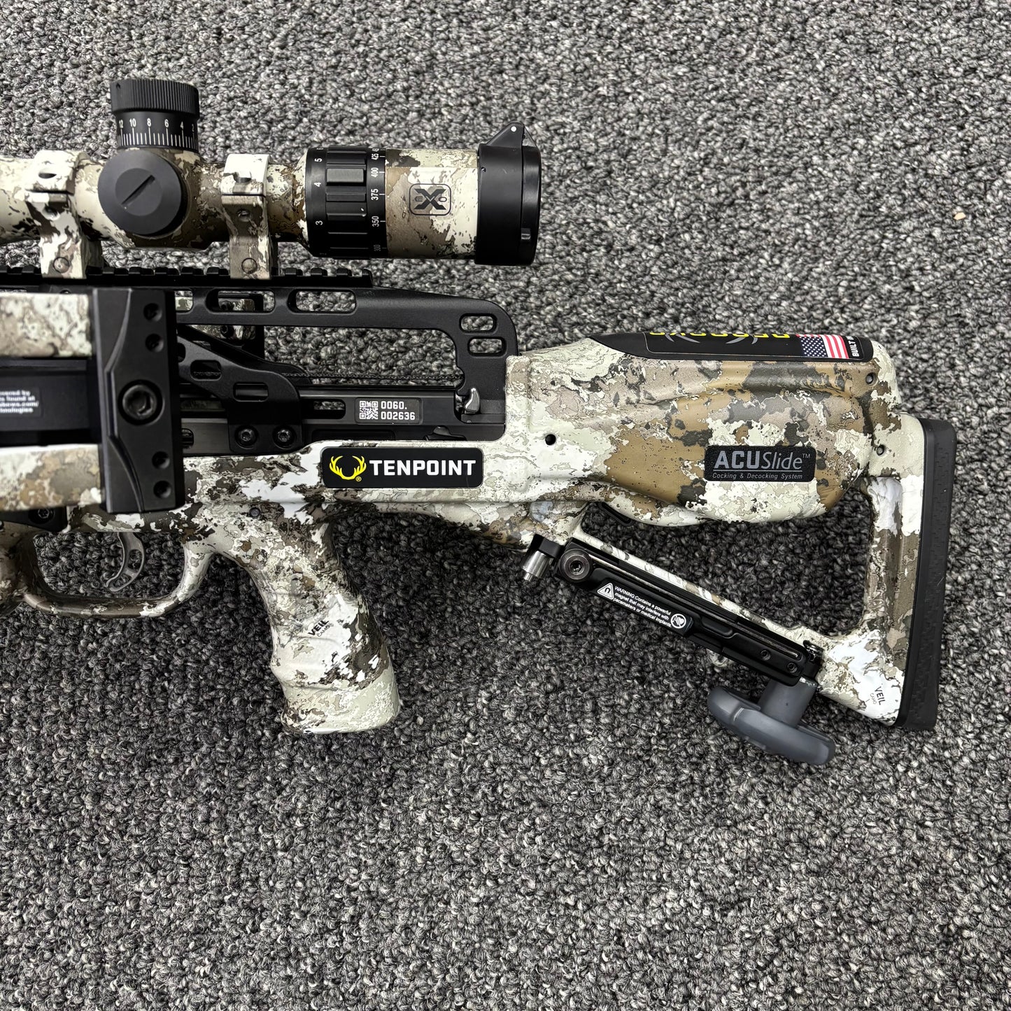 Used Tenpoint Flatline 460 Crossbow Package with Halo Soft Case and Axis Tripod