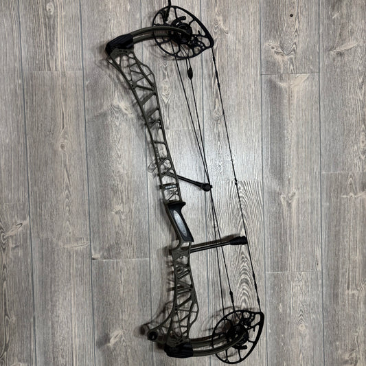 Used Mathews Lift 33 RH Ambush Green