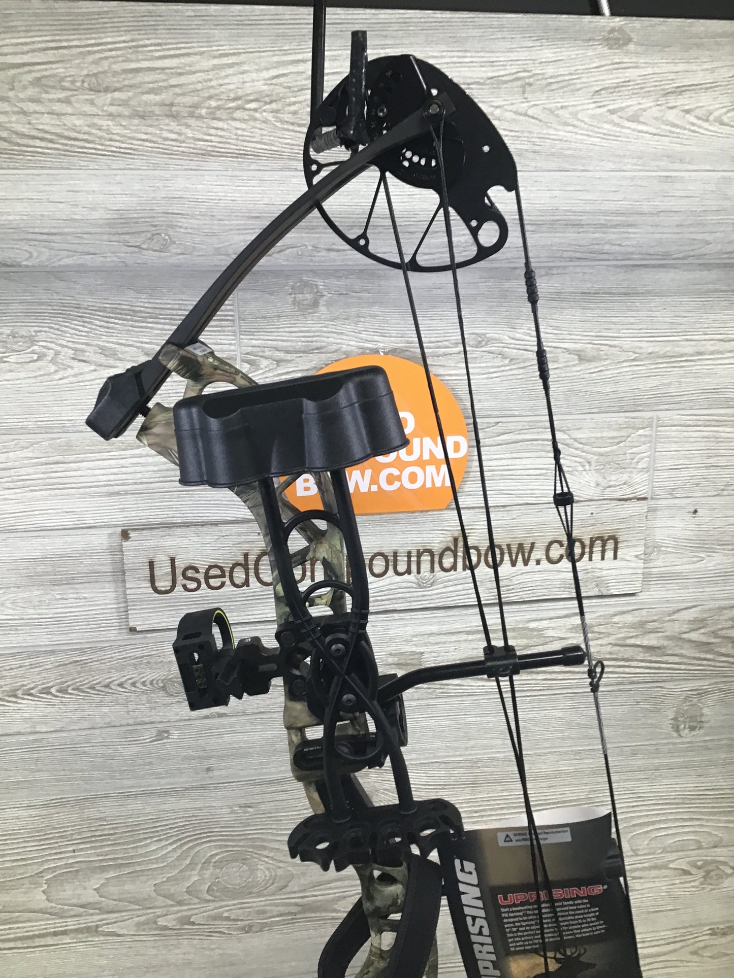 NEW IN BOX W/WARRANTY PSE UPRISING LEFT HANDED PACKAGE MOSSY OAK