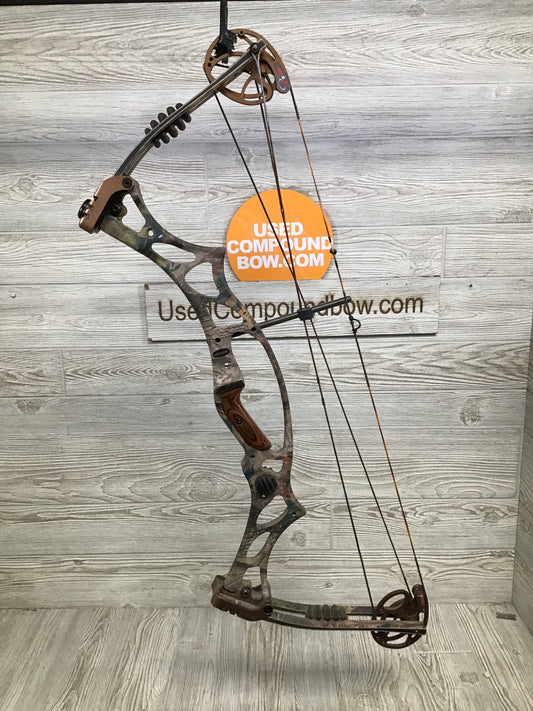 Used Hoyt Trykon Right Handed 28" 60-70# camo