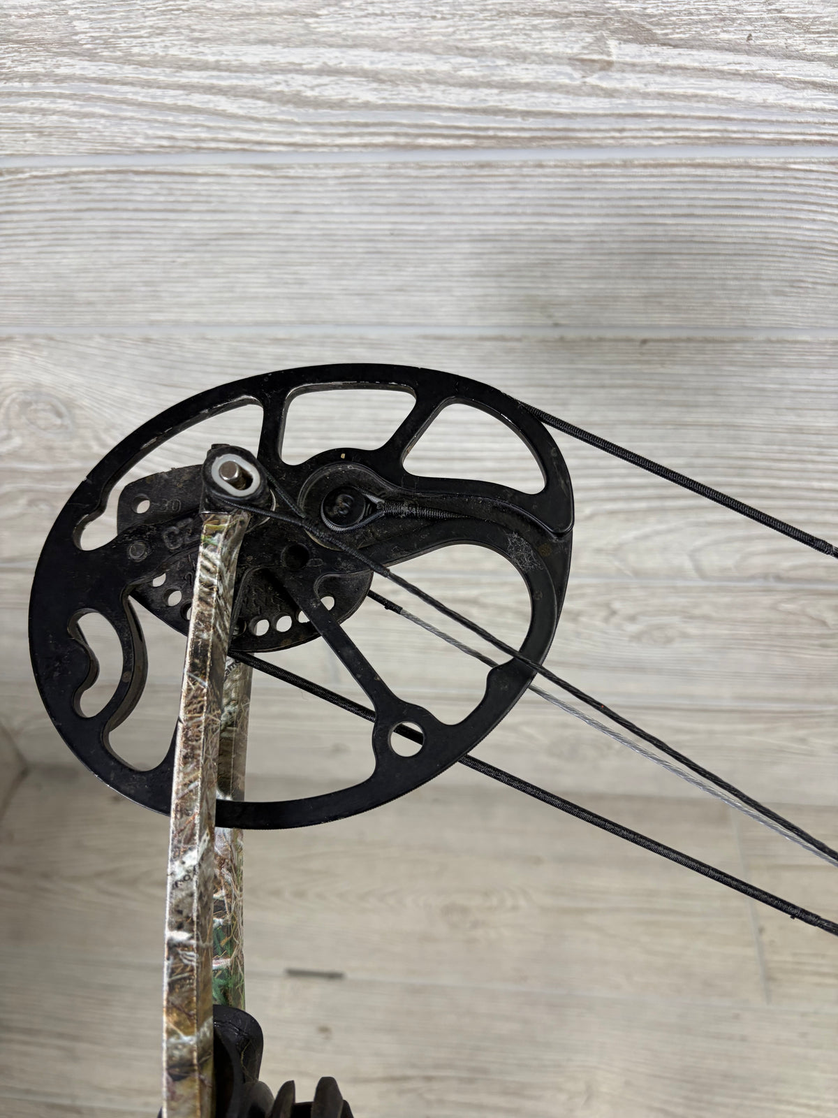 Used Mission Craze Right Handed Carp Shooting Pkg