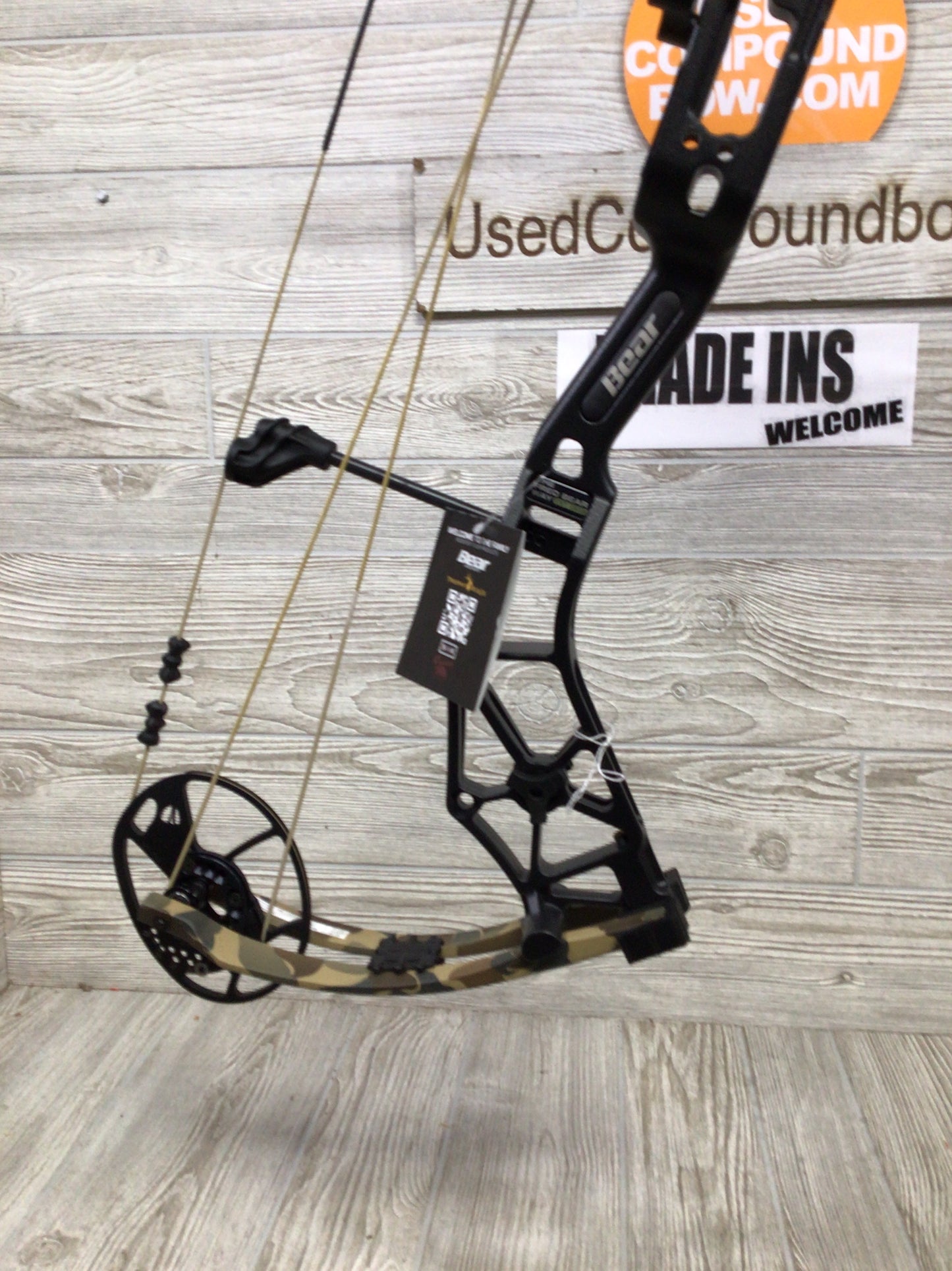 Bear Alaskan XT RH 55-70# Black/Camo